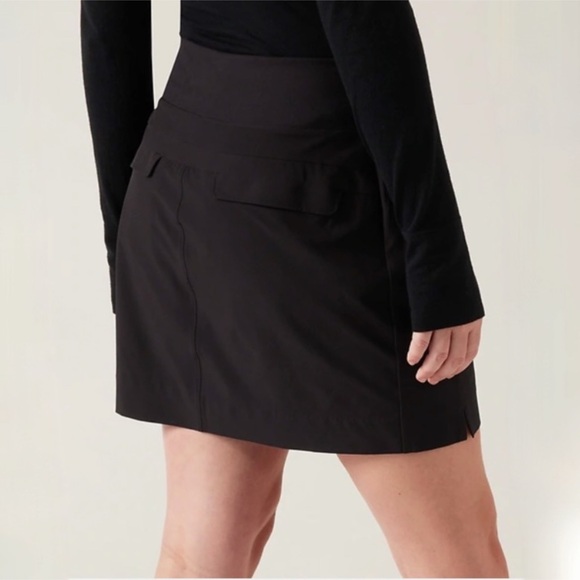 Athleta SoHo Skort Skirt Shorts Black Athleisure Golf Tennis Activewear Sz 18 - Picture 3 of 16